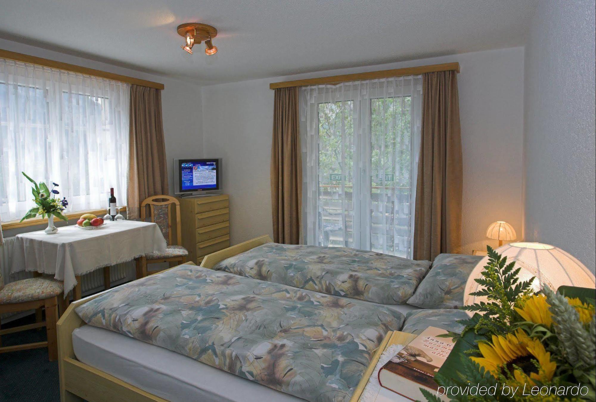 Hotel Walliserhof-Leukerbad-Therme Habitación foto
